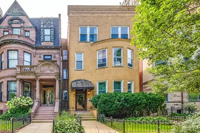 421 W Oakdale Avenue #4, Chicago, IL 60657 - Photo 1