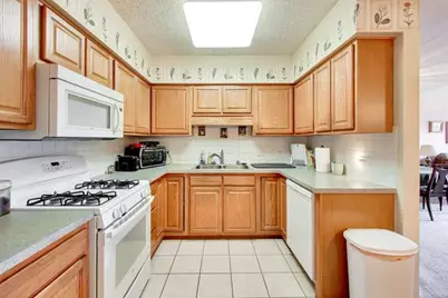750 Pearson Street #407, Des Plaines, IL 60016 - Photo 9