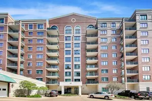 750 Pearson St, Des Plaines, IL 60016 - Photo 1