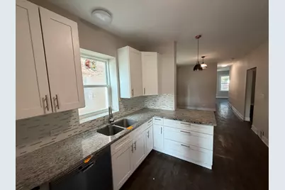 1749 N Meade Avenue, Chicago, IL 60639 - Photo 9
