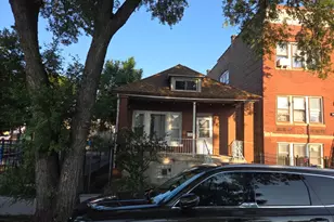 10554 S Ave L St, Chicago, IL 60617 - Photo 1