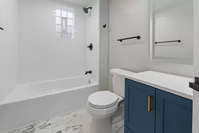 2042 W Coulter Street, Chicago, IL 60608 - Photo 11