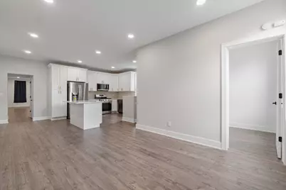 2042 W Coulter Street, Chicago, IL 60608 - Photo 3