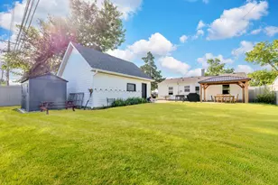 4 Arlington Dr, Romeoville, IL 60446 - Photo 13