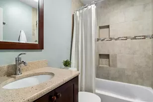 323 Camden Pl, Vernon Hills, IL 60061 - Photo 17