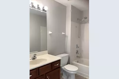 75 Woodview Drive, Glen Ellyn, IL 60137 - Photo 11
