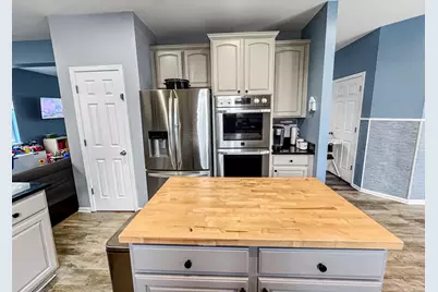 784 Bethel Avenue, Bolingbrook, IL 60490 - Photo 13