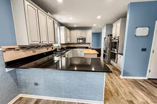 784 Bethel Ave, Bolingbrook, IL 60490 - Photo 9