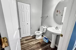 784 Bethel Ave, Bolingbrook, IL 60490 - Photo 5