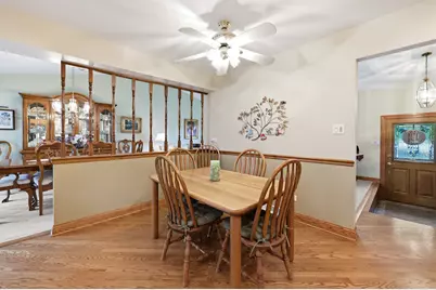 22W375 Walnut Avenue, Medinah, IL 60157 - Photo 13