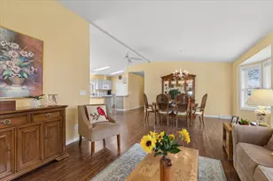 1810 Paddock Ct, Grayslake, IL 60030 - Photo 9