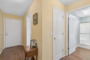 1810 Paddock Ct, Grayslake, IL 60030 - Photo 3