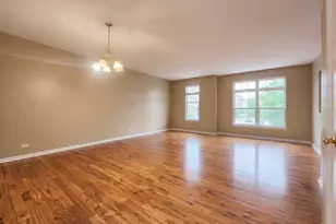 3383 Kentshire Cir, Aurora, IL 60504 - Photo 3