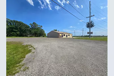 520 S Bridge Street, Aroma Park, IL 60910 - Photo 5