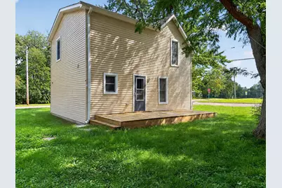 529 S Locust Street, Sycamore, IL 60178 - Photo 3