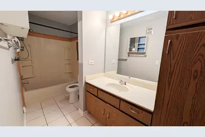 2716 Yorkshire Court, Aurora, IL 60502 - Photo 5