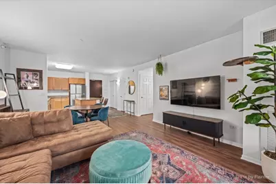 807 Davis Street #2103, Evanston, IL 60201 - Photo 17