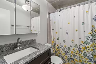 2005 S Finley Rd, Lombard, IL 60148 - Photo 9