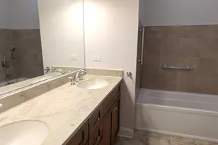 [Address not provided], Lisle, IL 60532 - Photo 9
