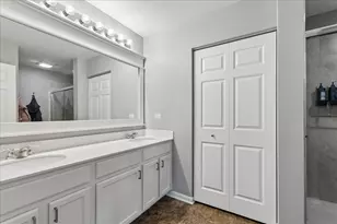 1212 Colaric Dr, Joliet, IL 60431 - Photo 13