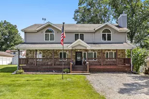 7N035 Smith St, South Elgin, IL 60177 - Photo 1