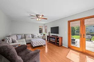 314 Stonebridge Way, Mundelein, IL 60060 - Photo 11