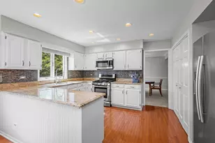 314 Stonebridge Way, Mundelein, IL 60060 - Photo 7