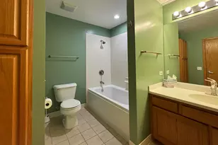 40 E Northwest Hwy, Mount Prospect, IL 60056 - Photo 17
