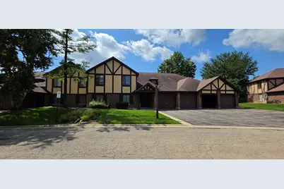 1758 Plymouth Court #C, Wheaton, IL 60189 - Photo 1