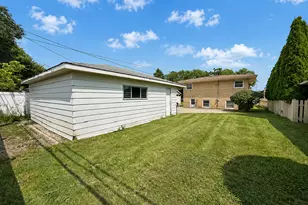 1638 Forest Rd, La Grange Park, IL 60526 - Photo 39