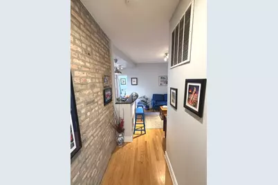 1443 W Victoria Street #1R, Chicago, IL 60660 - Photo 3