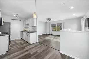 764 Gloucester Dr, Elk Grove Village, IL 60007 - Photo 7