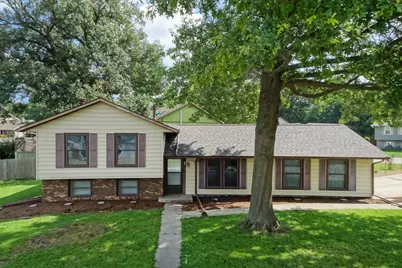 1 Timber View Drive, Bloomington, IL 61701 - Photo 33