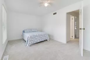 1 Timberview Dr, Bloomington, IL 61701 - Photo 9