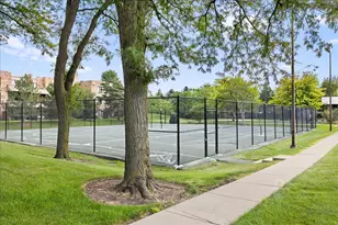 1912 Prairie Square, Schaumburg, IL 60173 - Photo 35