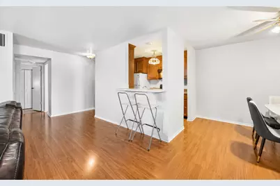 1912 Prairie Square #120A, Schaumburg, IL 60173 - Photo 5
