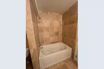 9725 Woods Drive #512, Skokie, IL 60077 - Photo 13