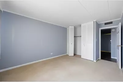 300 S Roselle Road #522, Schaumburg, IL 60193 - Photo 9