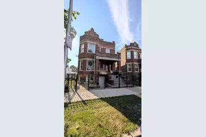1518 N Hamlin Avenue, Chicago, IL 60651 - Photo 1