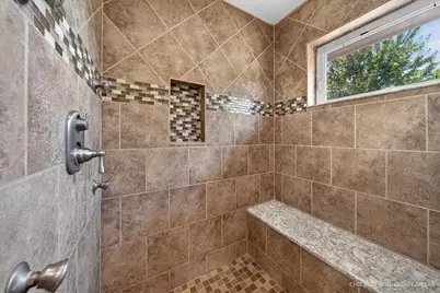 661 Hickman Lane, Woodstock, IL 60098 - Photo 17