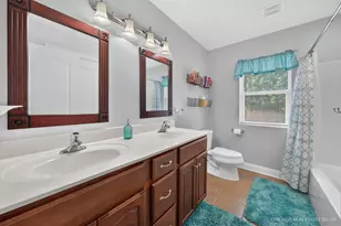 661 Hickman Ln, Woodstock, IL 60098 - Photo 23
