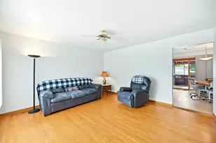 9627 Oak Park Ave, Oak Lawn, IL 60453 - Photo 5