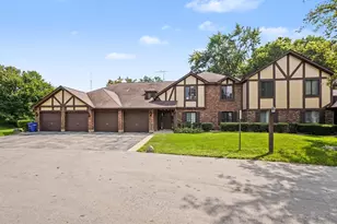 1624 Salisbury Ct, Wheaton, IL 60189 - Photo 1
