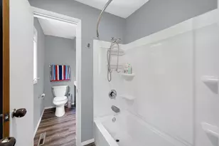 9114 Howe Rd, Wonder Lake, IL 60097 - Photo 25