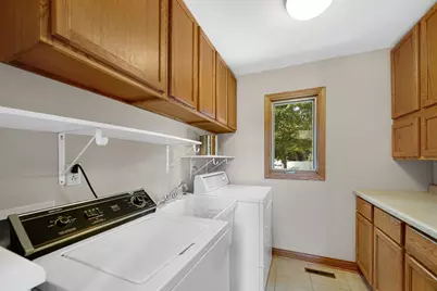 9114 Howe Road, Wonder Lake, IL 60097 - Photo 27