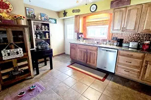 18 Bonanza Dr, Centralia, IL 62801 - Photo 17
