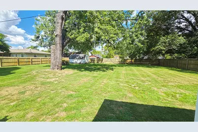 18 Bonanza Drive, Centralia, IL 62801 - Photo 11