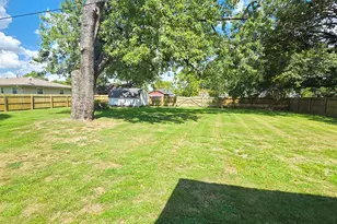 18 Bonanza Dr, Centralia, IL 62801 - Photo 11