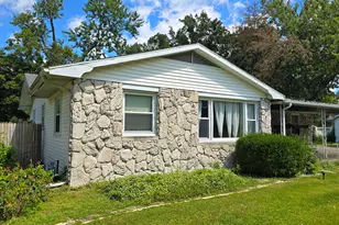 18 Bonanza Dr, Centralia, IL 62801 - Photo 3