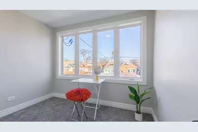 2531 Elmwood Avenue, Berwyn, IL 60402 - Photo 15